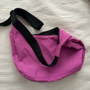 BAGGU medium nylon crescent bag extra pink